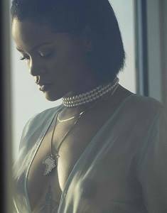 Rihanna-1-3ey456.jpg