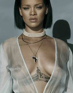 Rihanna-1fgh-1-1.jpg